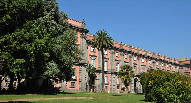 Façade du musée du Capodimonte