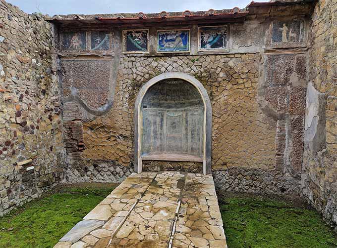 La maison du squelette � Herculanum