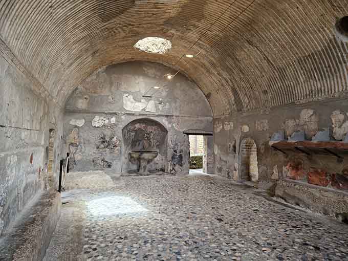 Les thermes des hommes � Herculanum